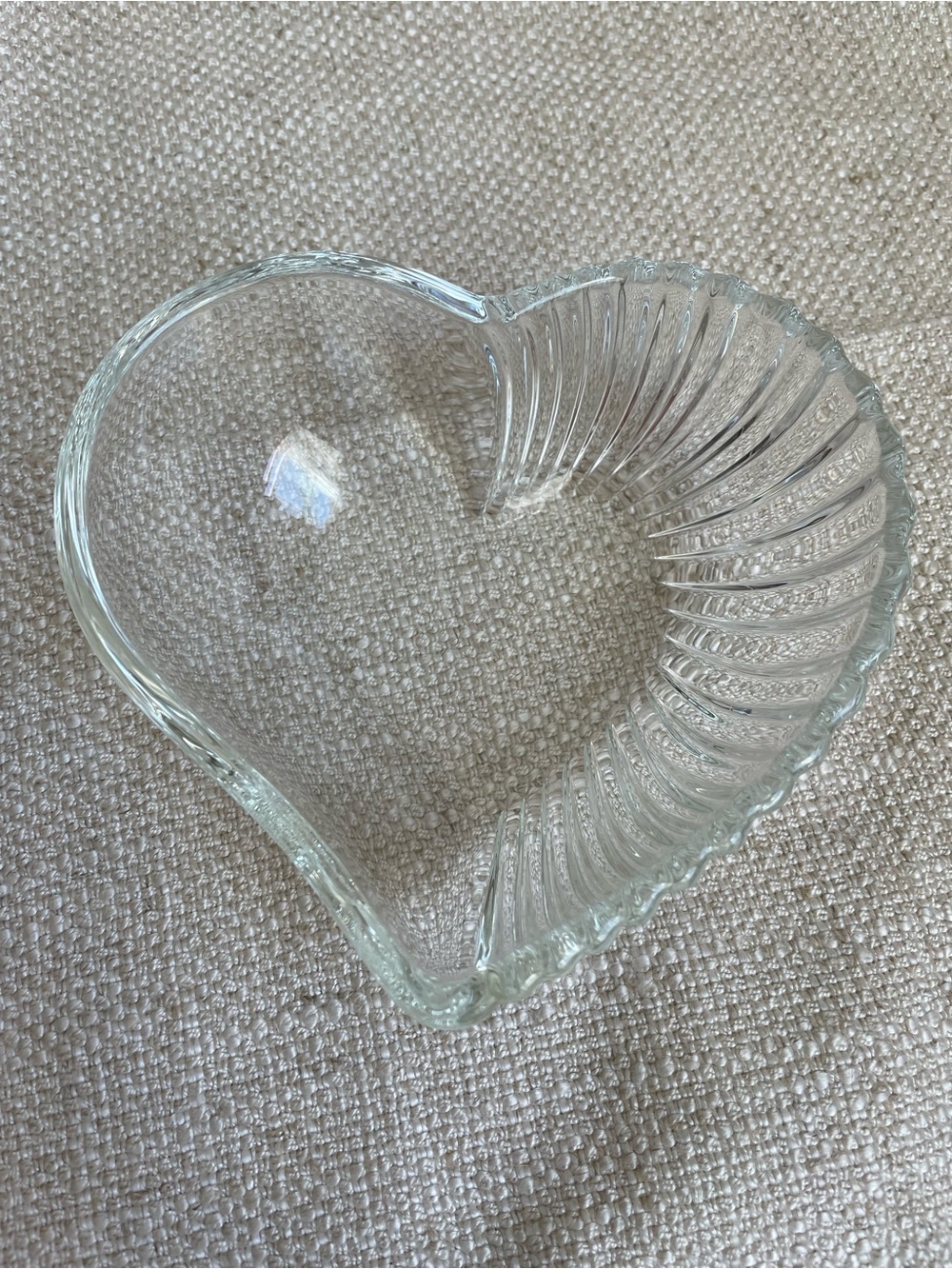 Vintage Clear Glass Heart Dish Decorative Trinket Bowl 5"
